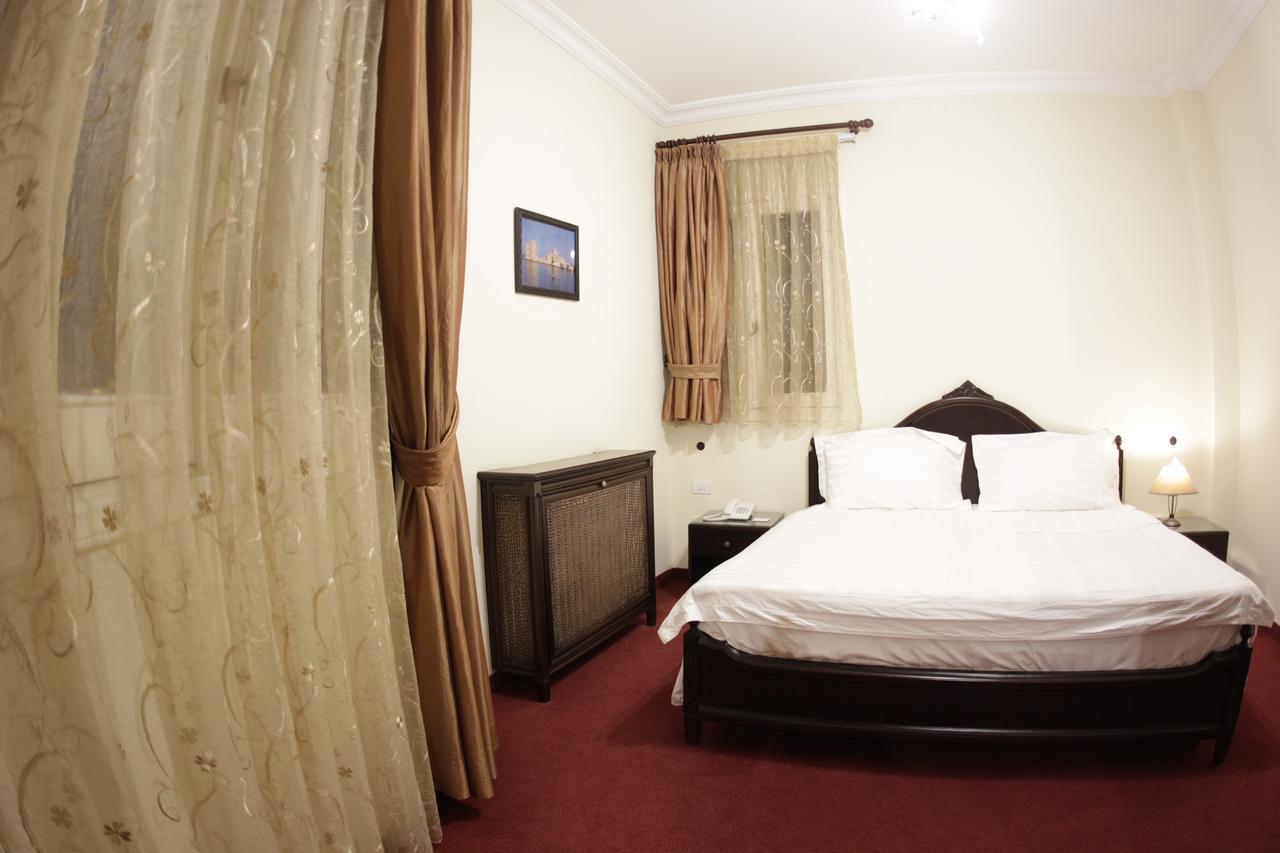 Quartier Suisse Hotel Μπρουμάνα Δωμάτιο φωτογραφία
